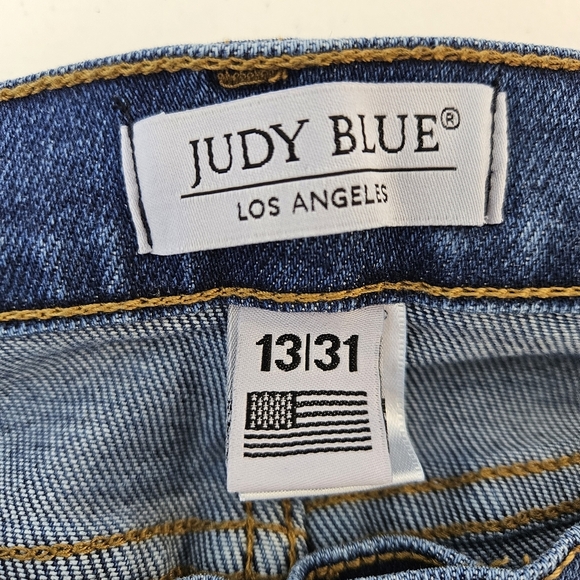 Judy Blue Raw Hem Cuffed Jeans 13/31 - Picture 5 of 10